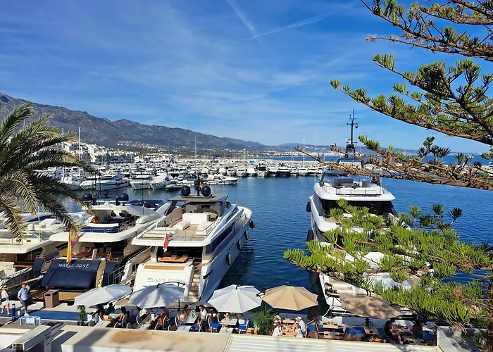 Huge Penthouse With Private Suites Shared Terrace And Kitchen Best Views