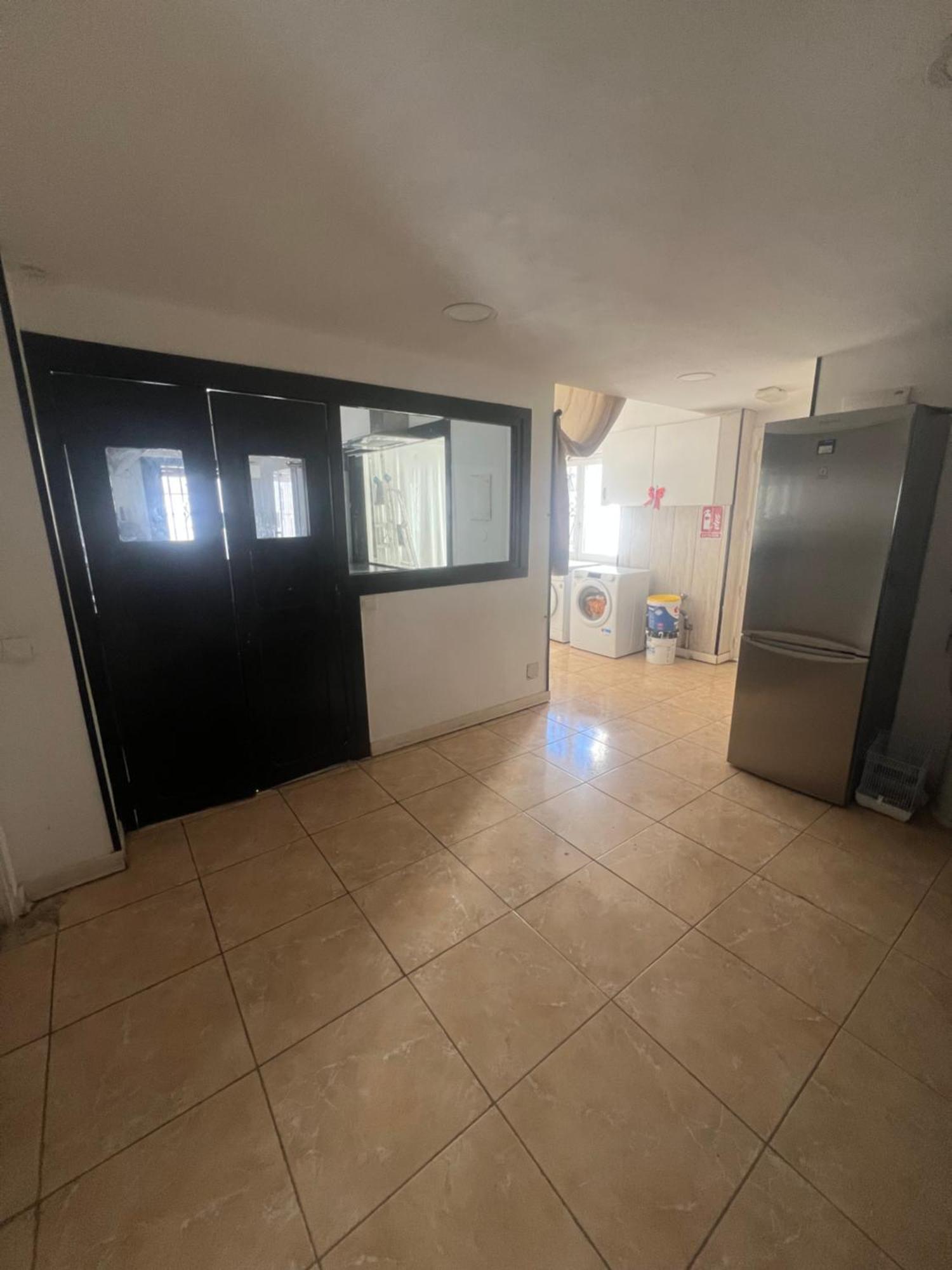 Hostel Huge Penthouse With Private Shared Terrace And Kitchen Views Marbella
