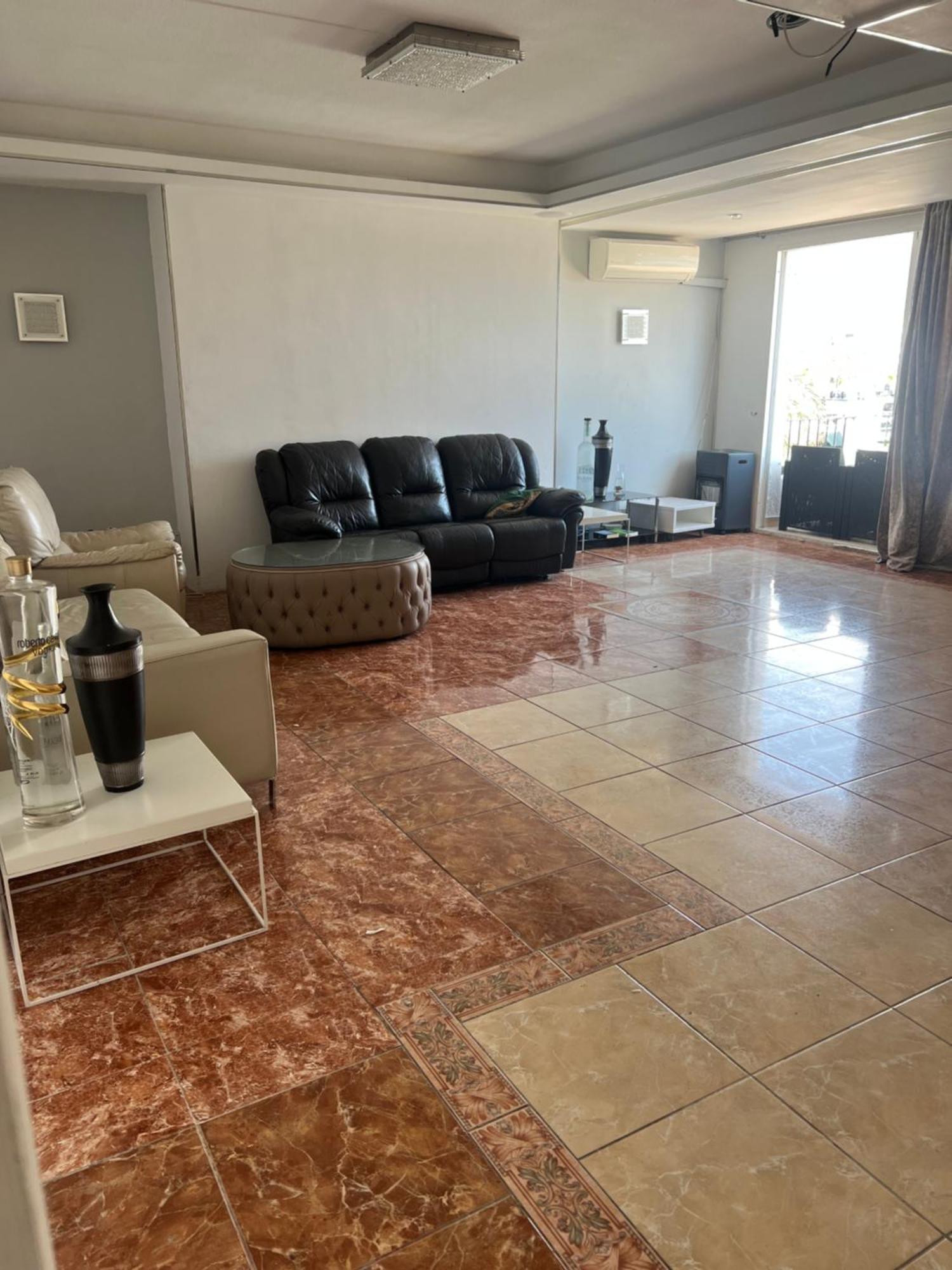 Huge Penthouse With Private Shared Terrace And Kitchen Views
